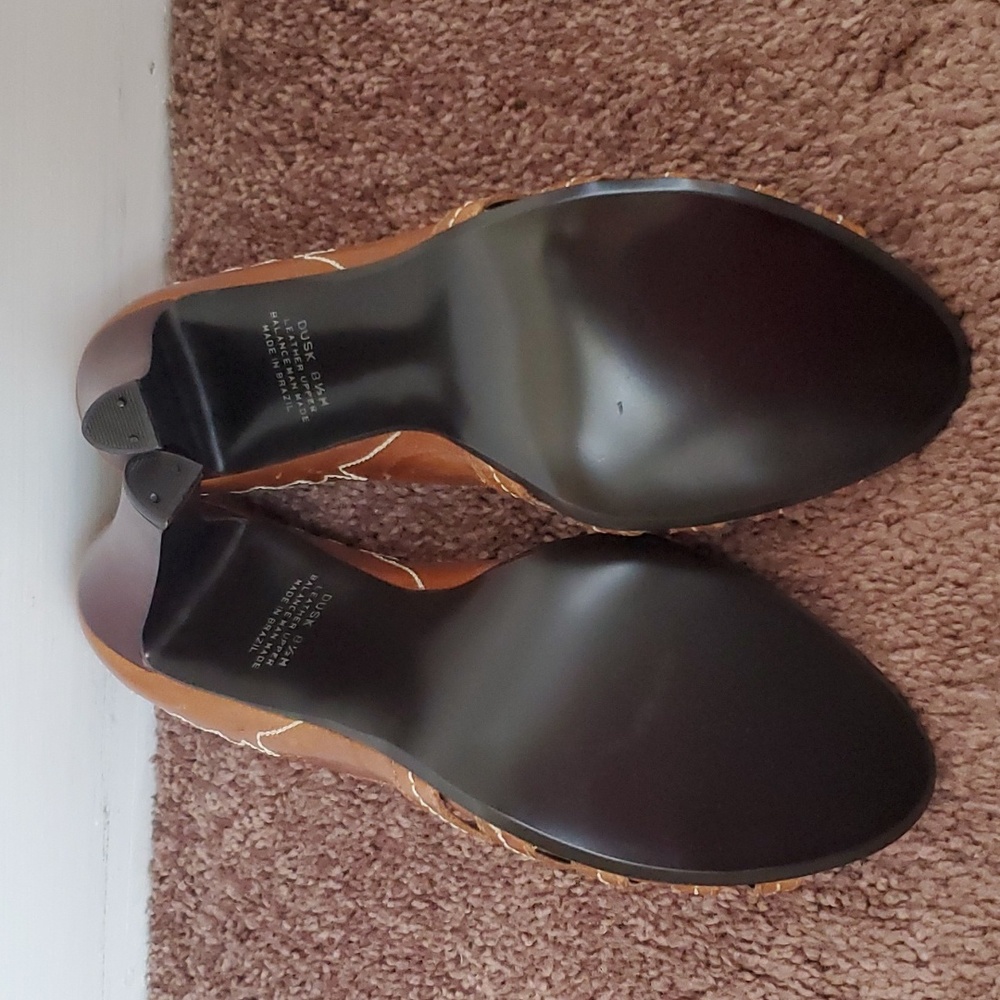 Carlos Santana open toe heels - Picture 6 of 6